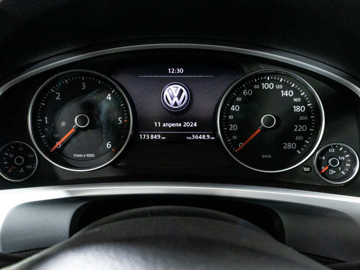 Купить Volkswagen Touareg, 2013, 173 844 км.. Фото: #11