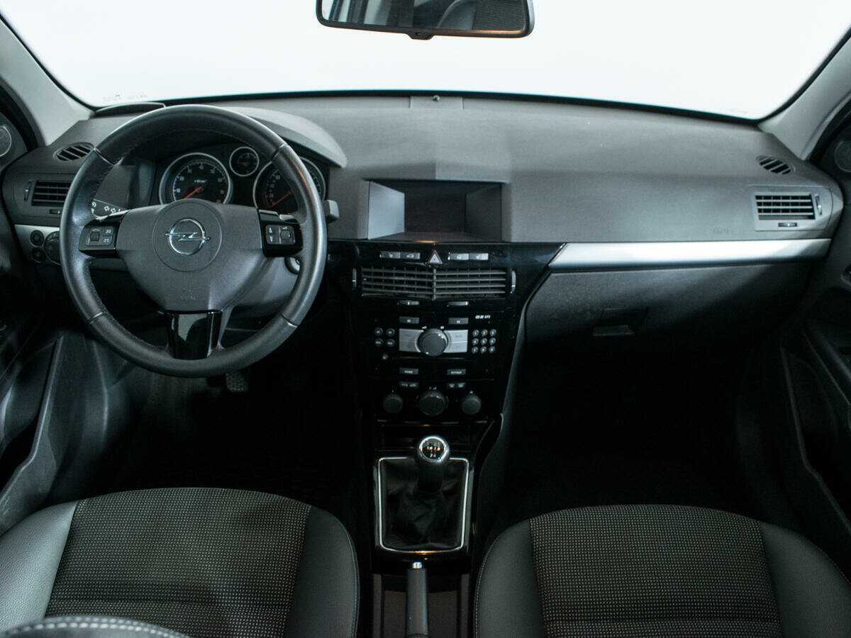 Купить Опель Астра, 2014, 117 992 км.. Фото: #11