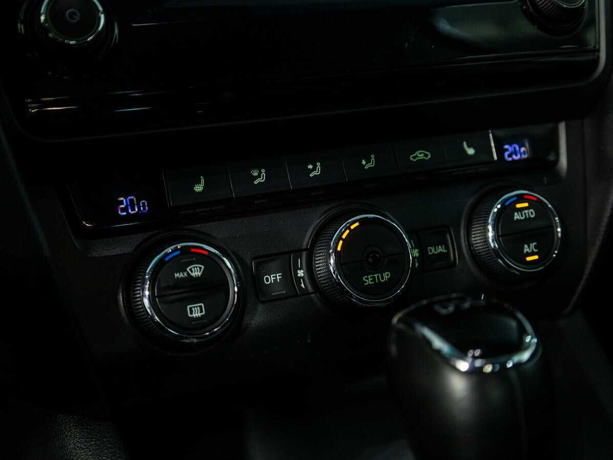 Купить Шкода Октавия, 2015, 268 508 км.. Фото: #15