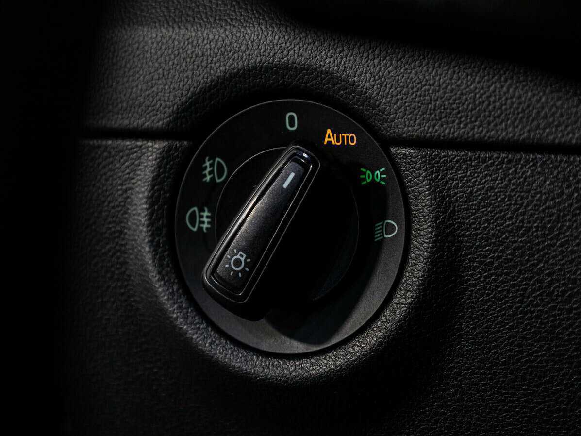 Купить Шкода Октавия, 2015, 268 508 км.. Фото: #19