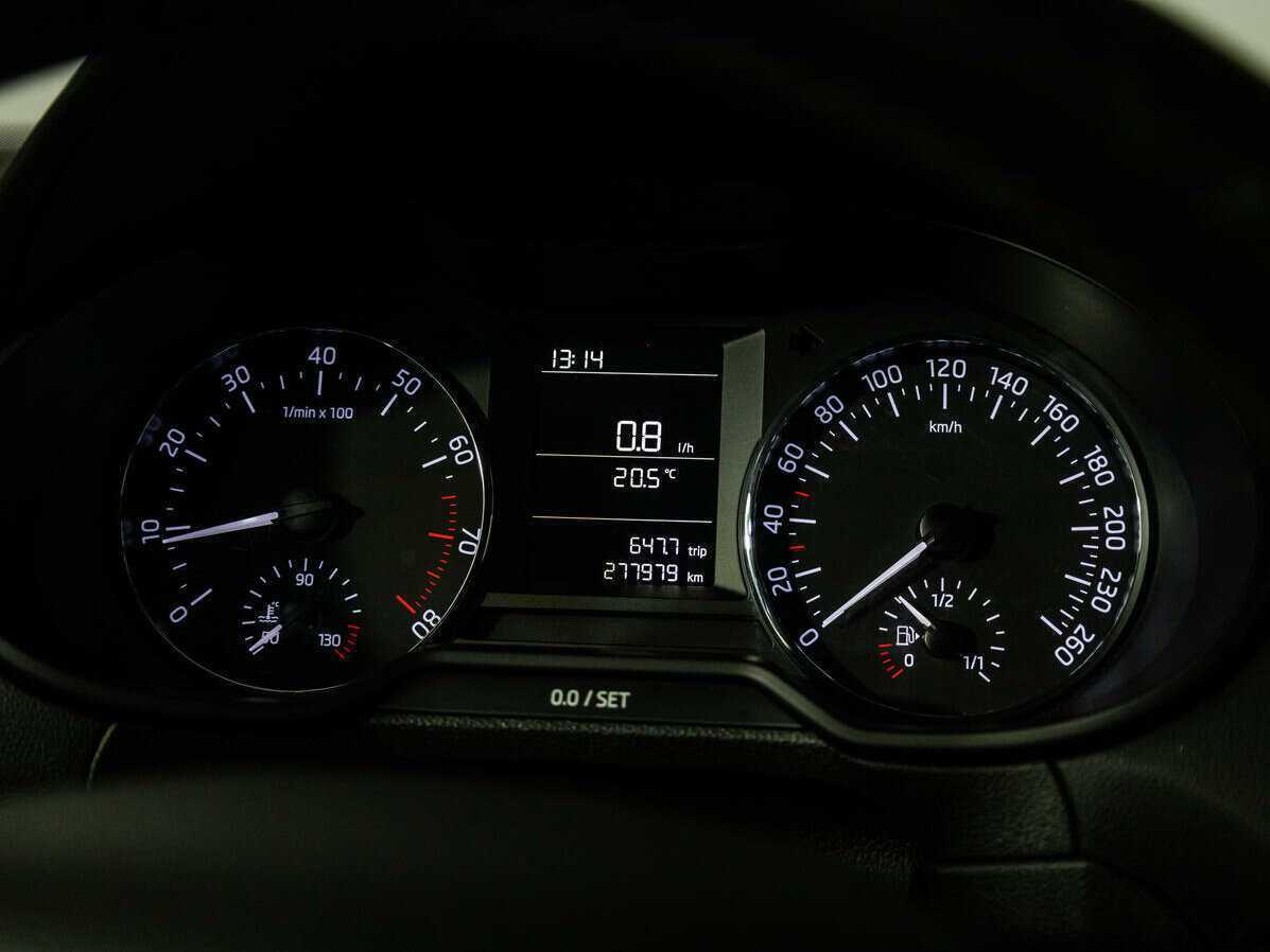 Купить Шкода Октавия, 2014, 277 979 км.. Фото: #10