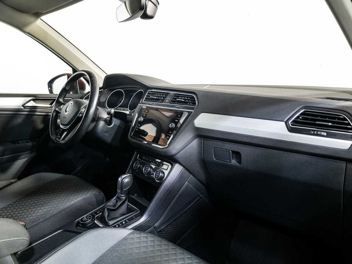 Купить Volkswagen Tiguan, 2017, 70 544 км.. Фото: #8