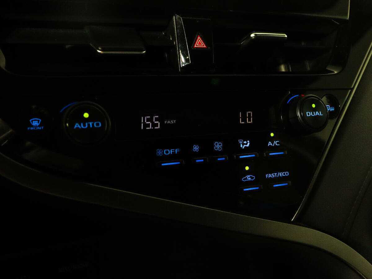 Купить Toyota Camry, 2021, 97 896 км.. Фото: #17