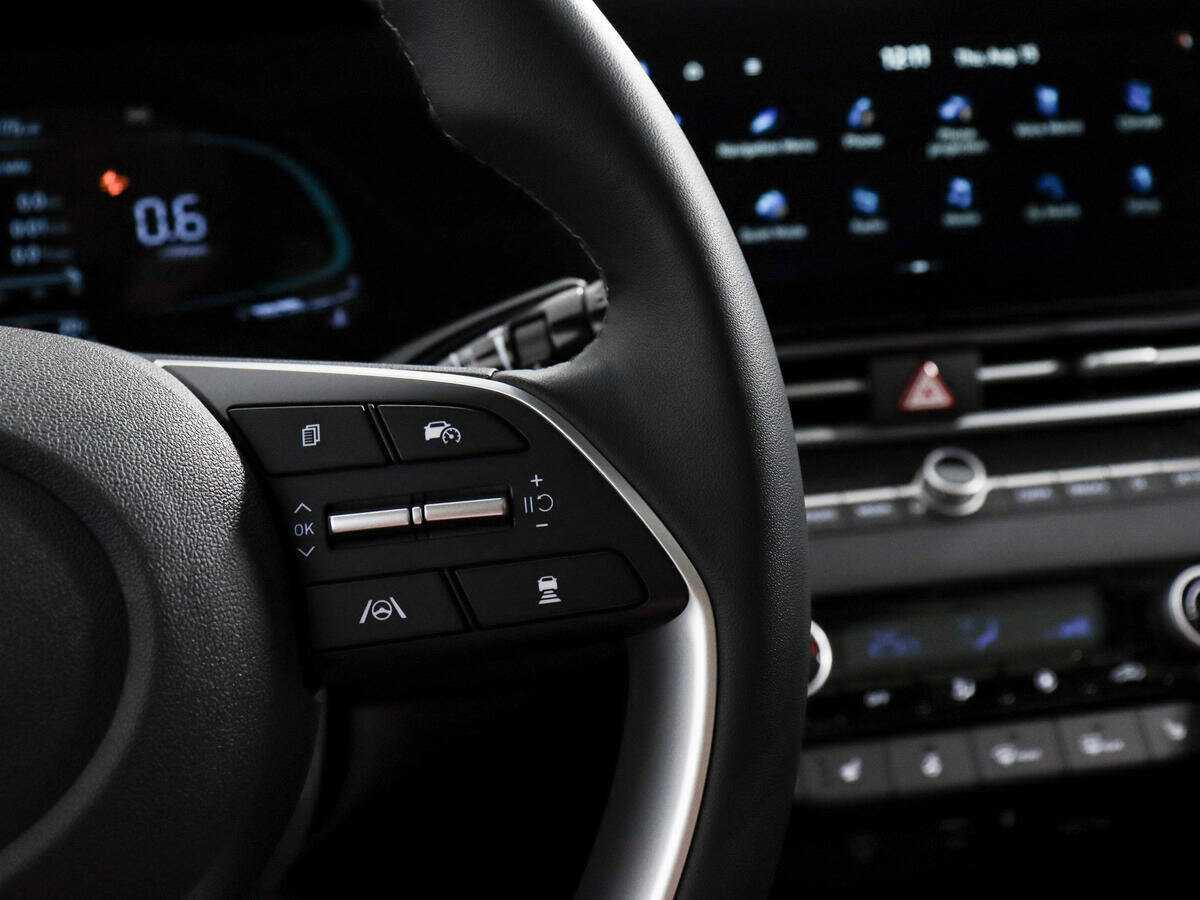 Купить Hyundai Elantra, 2024, 11 234 км.. Фото: #17