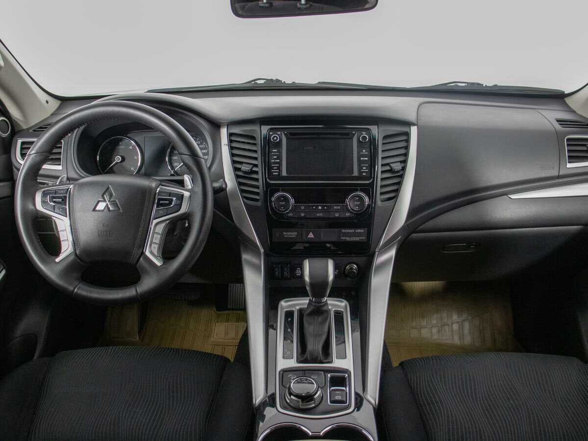 Купить Mitsubishi Pajero Sport, 2017, 100 400 км.. Фото: #13