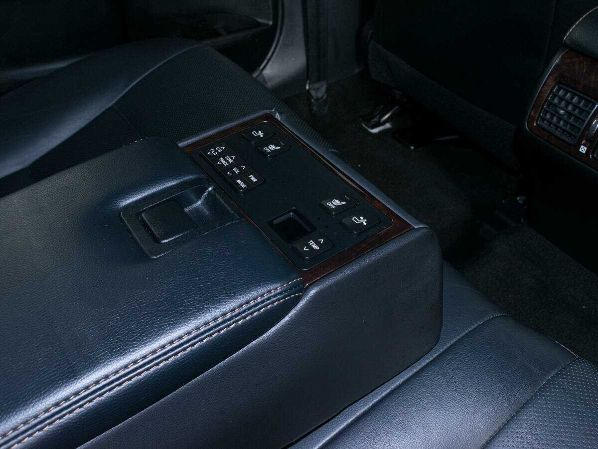 Купить Toyota Camry, 2017, 172 000 км.. Фото: #10