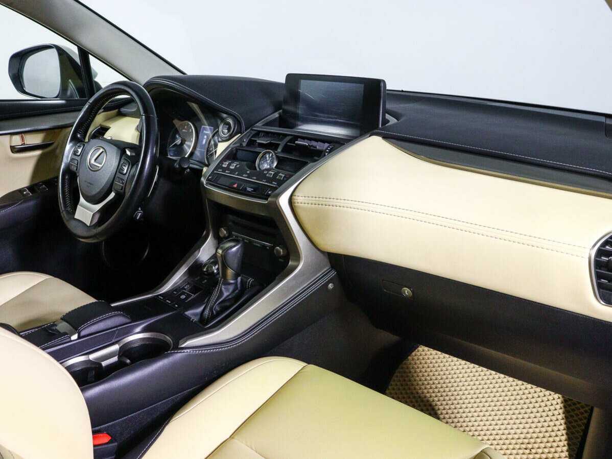 Купить Lexus NX, 2017, 73 890 км.. Фото: #6