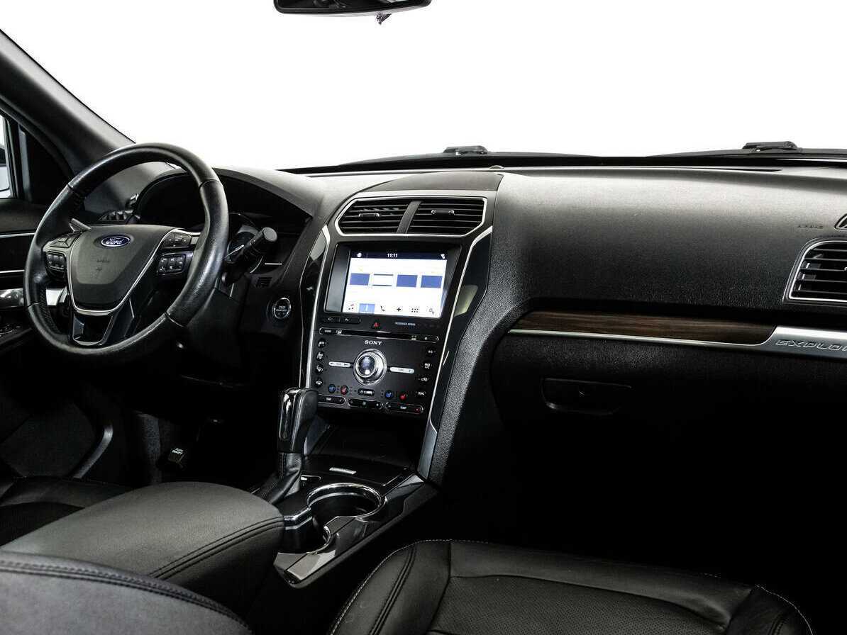 Купить Ford Explorer, 2017, 74 362 км.. Фото: #6