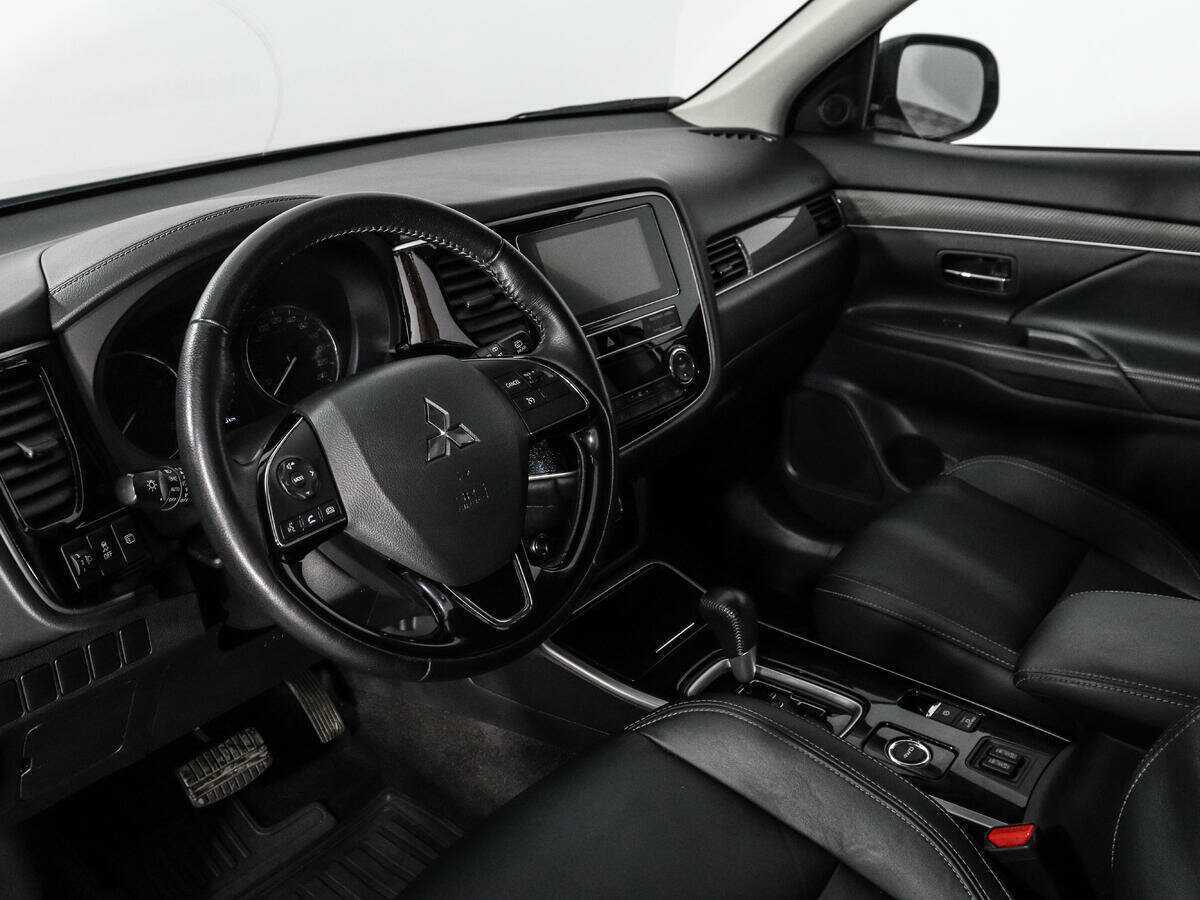 Купить Mitsubishi Outlander, 2019, 71 230 км.. Фото: #6