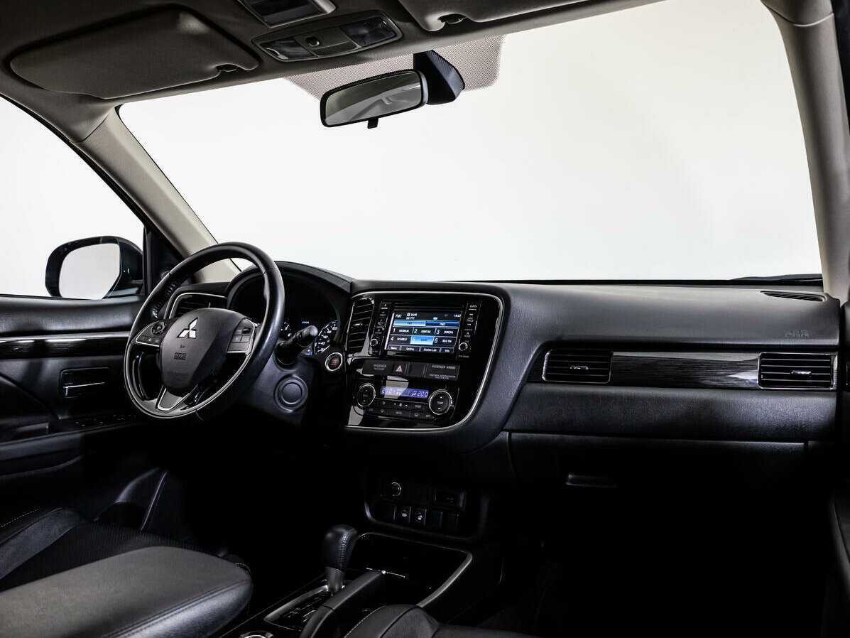 Купить Митсубиши Оутлэндер, 2017, 115 060 км.. Фото: #8