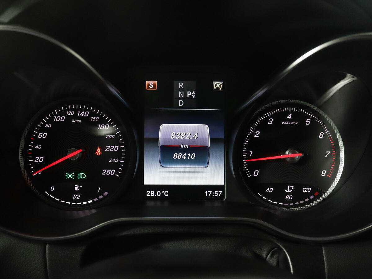 Купить Mercedes-Benz C-Класс, 2017, 88 379 км.. Фото: #8