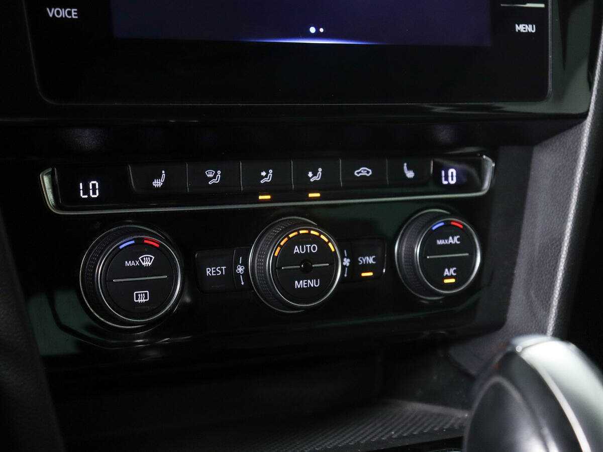 Купить Volkswagen Passat, 2020, 76 036 км.. Фото: #16