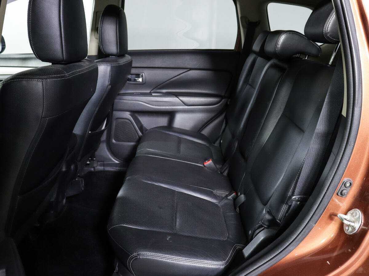 Купить Митсубиши Оутлэндер, 2012, 167 633 км.. Фото: #8