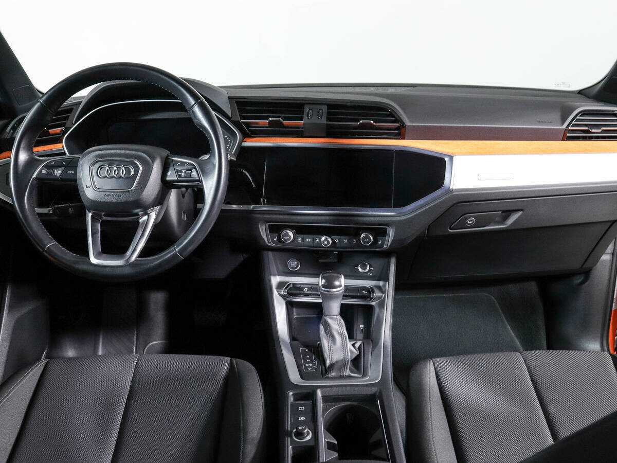 Купить Audi Q3, 2019, 68 570 км.. Фото: #9
