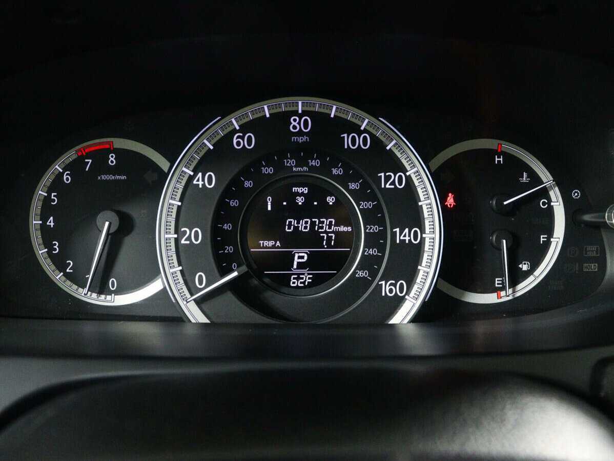 Купить Хонда Аккорд, 2012, 78 435 км.. Фото: #9