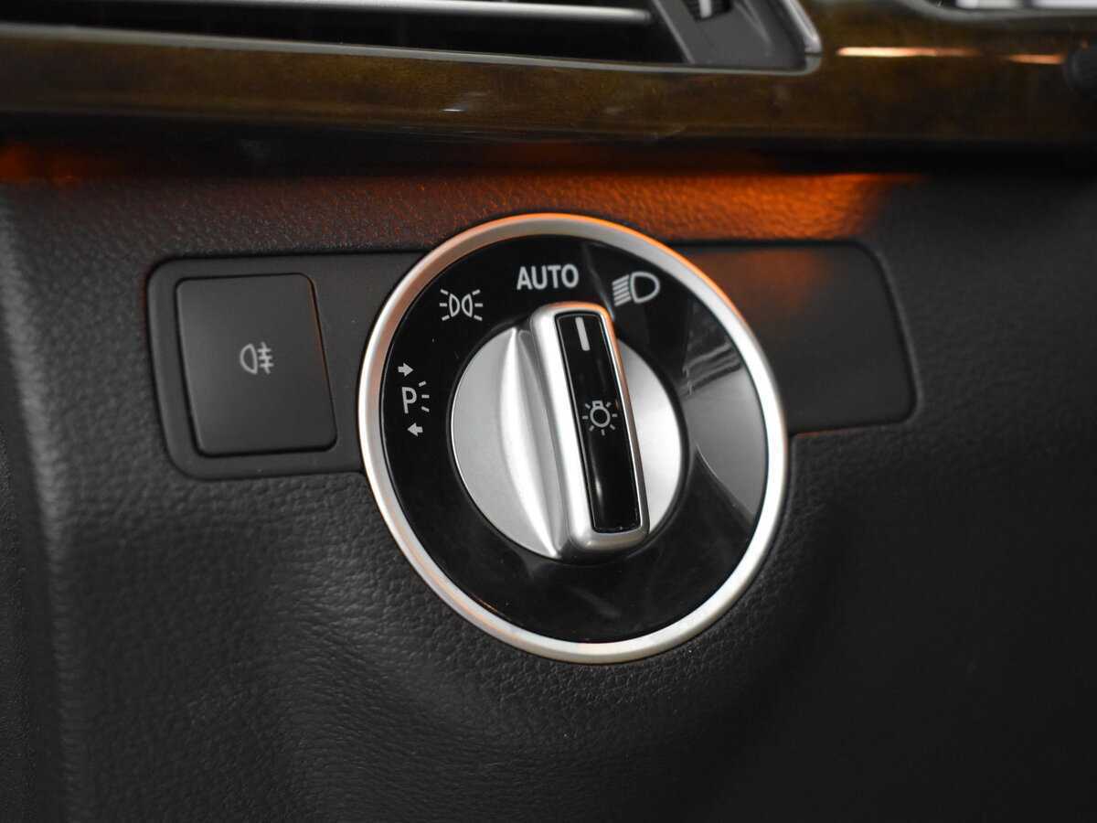 Купить Mercedes-Benz E-Класс, 2012, 177 172 км.. Фото: #10