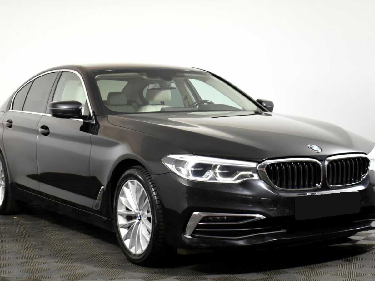 Купить BMW 5 серии, 2019, 166 000 км.. Фото: #2