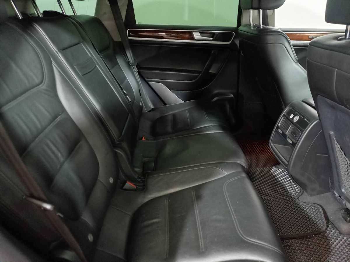 Купить Volkswagen Touareg, 2013, 181 119 км.. Фото: #10