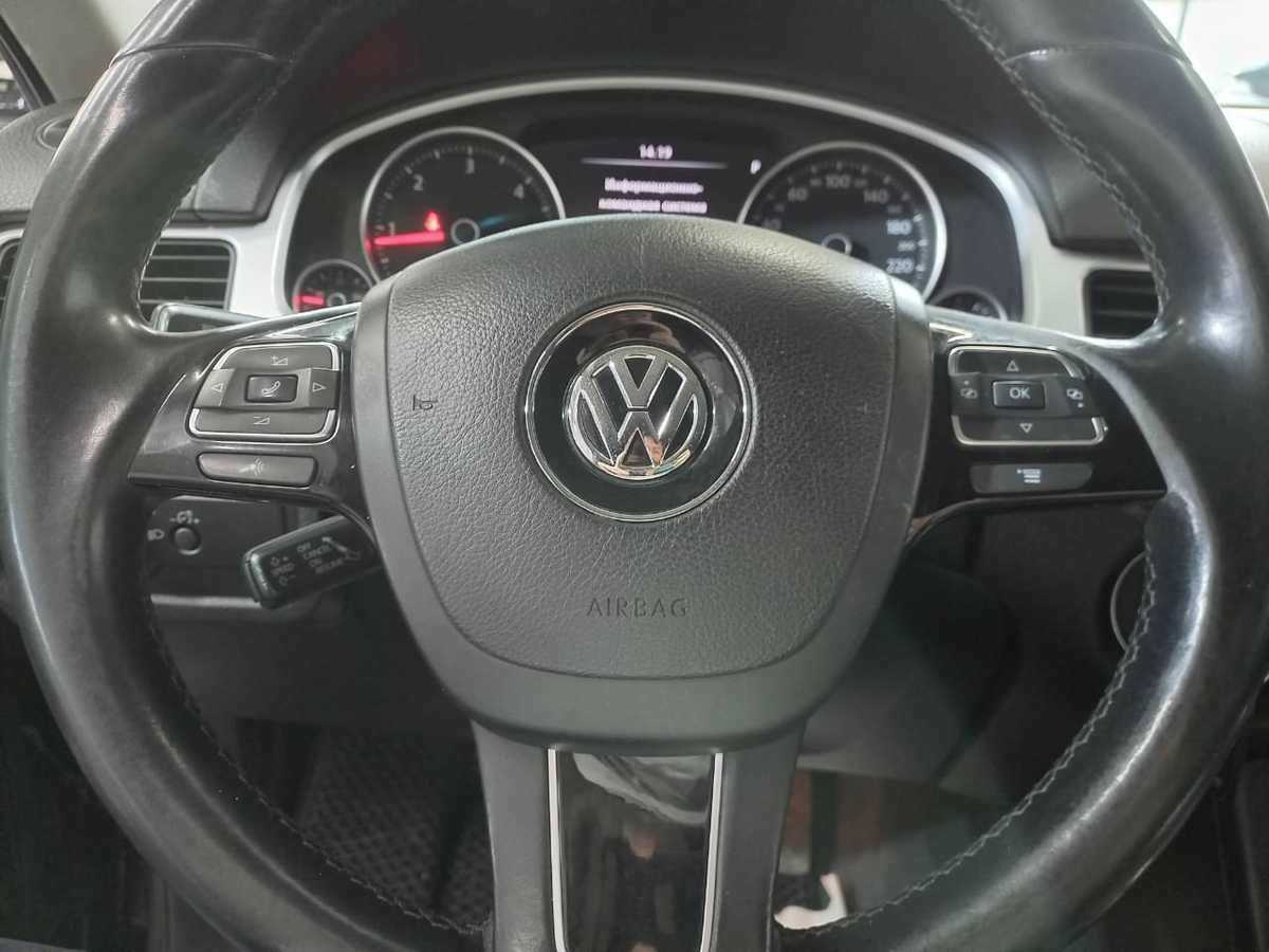 Купить Volkswagen Touareg, 2013, 181 119 км.. Фото: #13