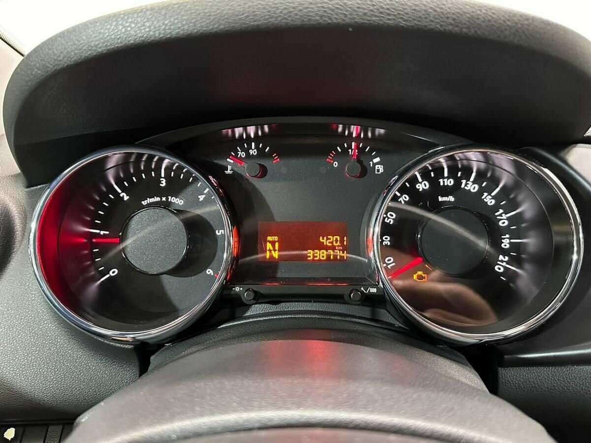 Купить Пежо 3008, 2012, 338 771 км.. Фото: #10