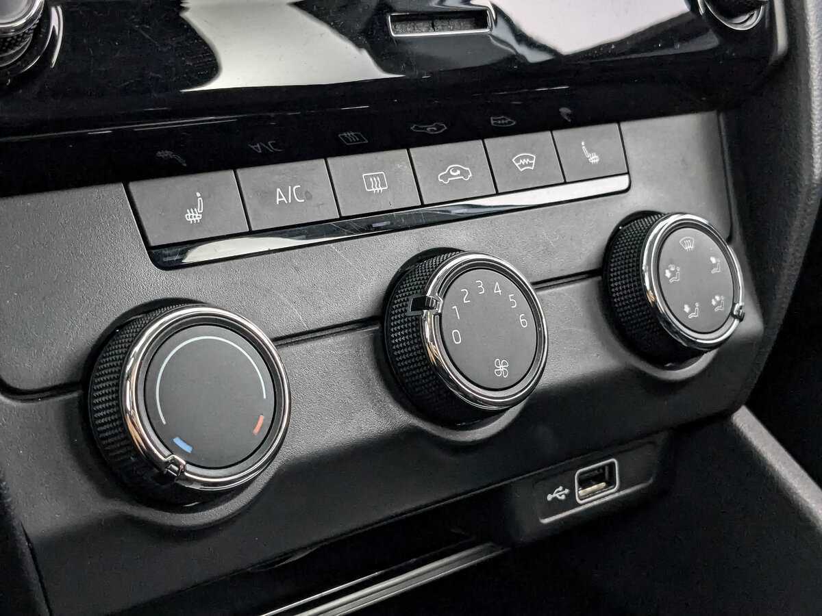 Купить Шкода Октавия, 2019, 47 009 км.. Фото: #15