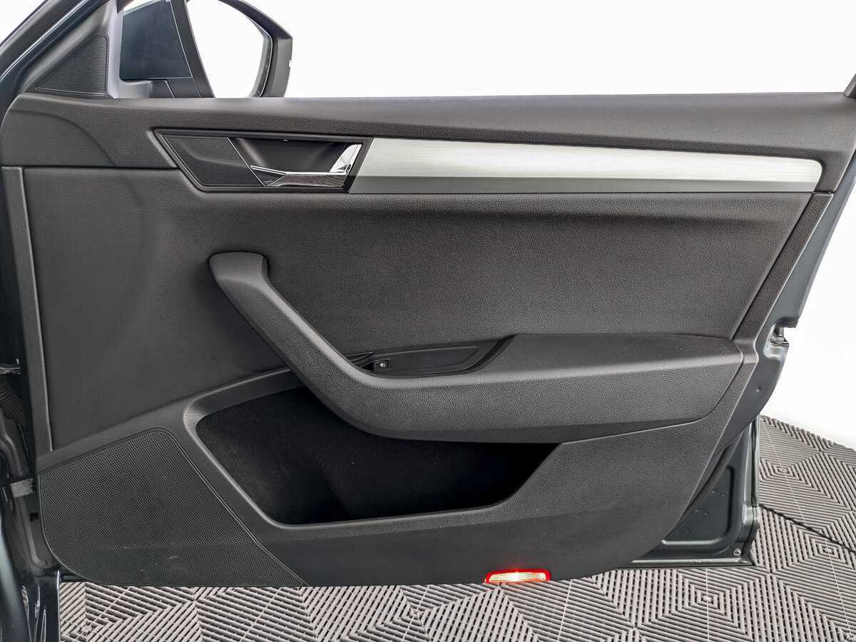 Купить Skoda Superb, 2018, 52 984 км.. Фото: #19