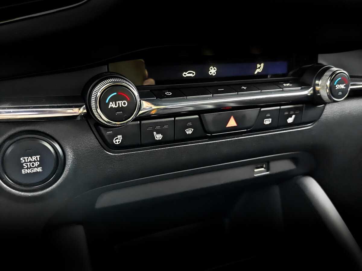 Купить Mazda 3, 2019, 61 276 км.. Фото: #19