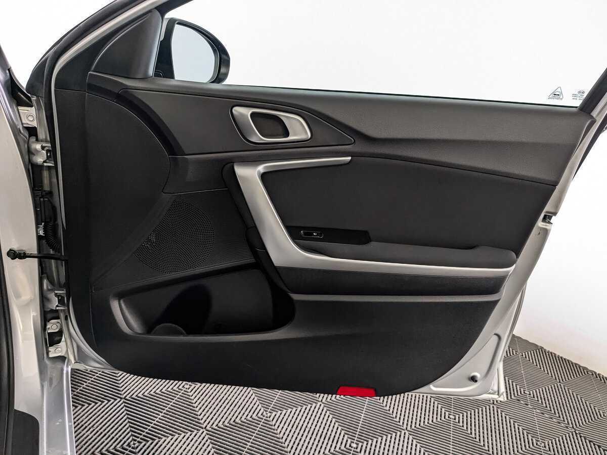 Купить Kia Ceed, 2020, 44 359 км.. Фото: #19