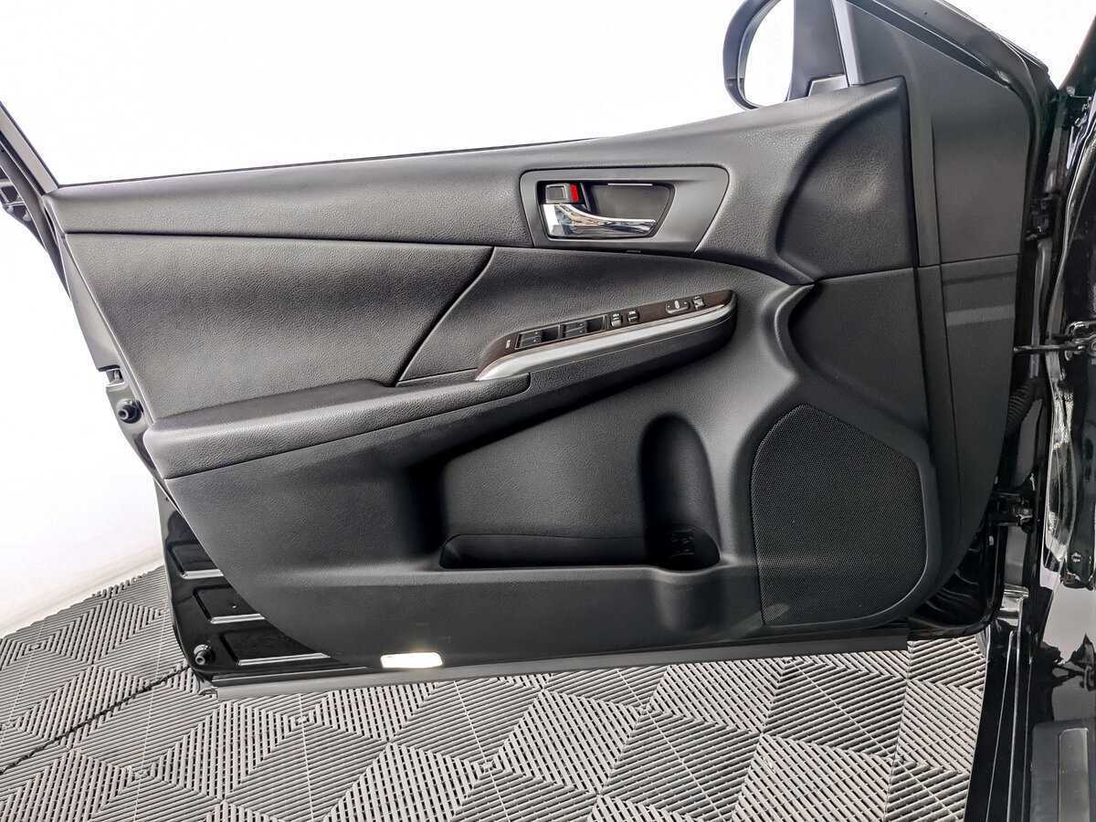 Купить Toyota Camry, 2016, 67 302 км.. Фото: #14