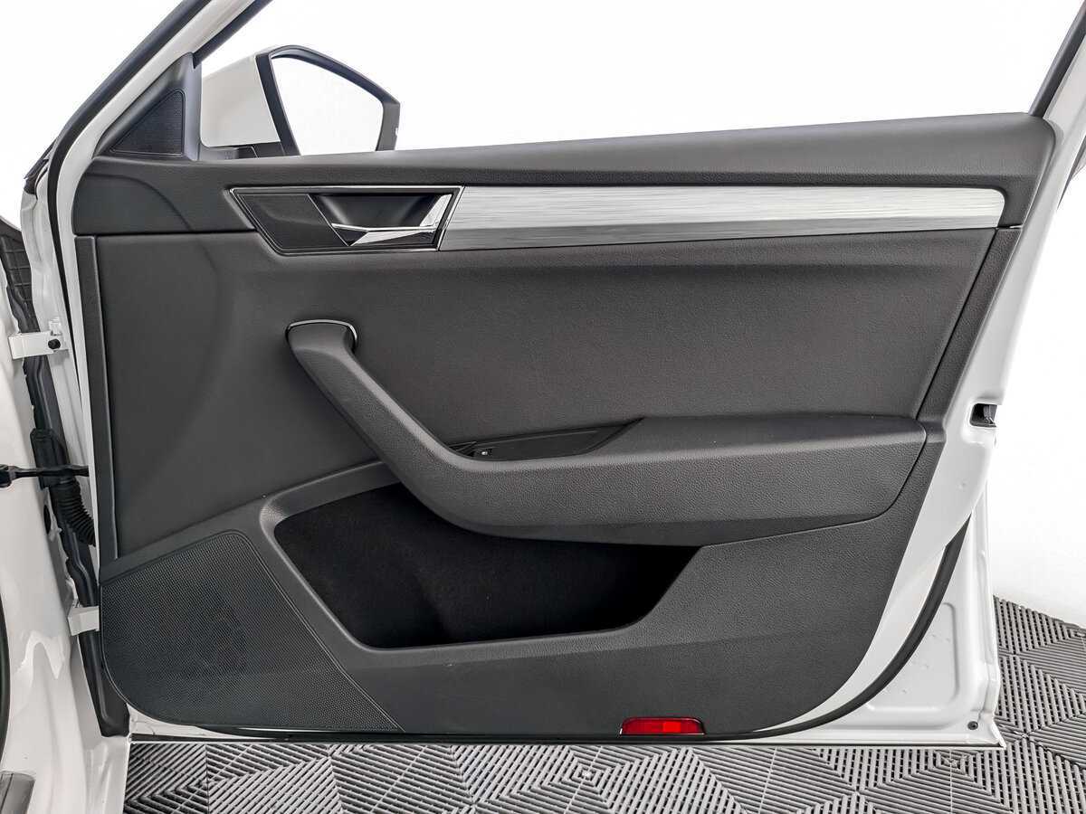 Купить Skoda Superb, 2021, 89 780 км.. Фото: #18