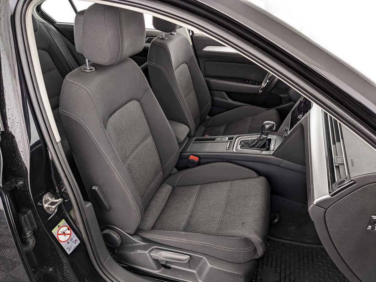 Купить Volkswagen Passat, 2018, 108 936 км.. Фото: #19