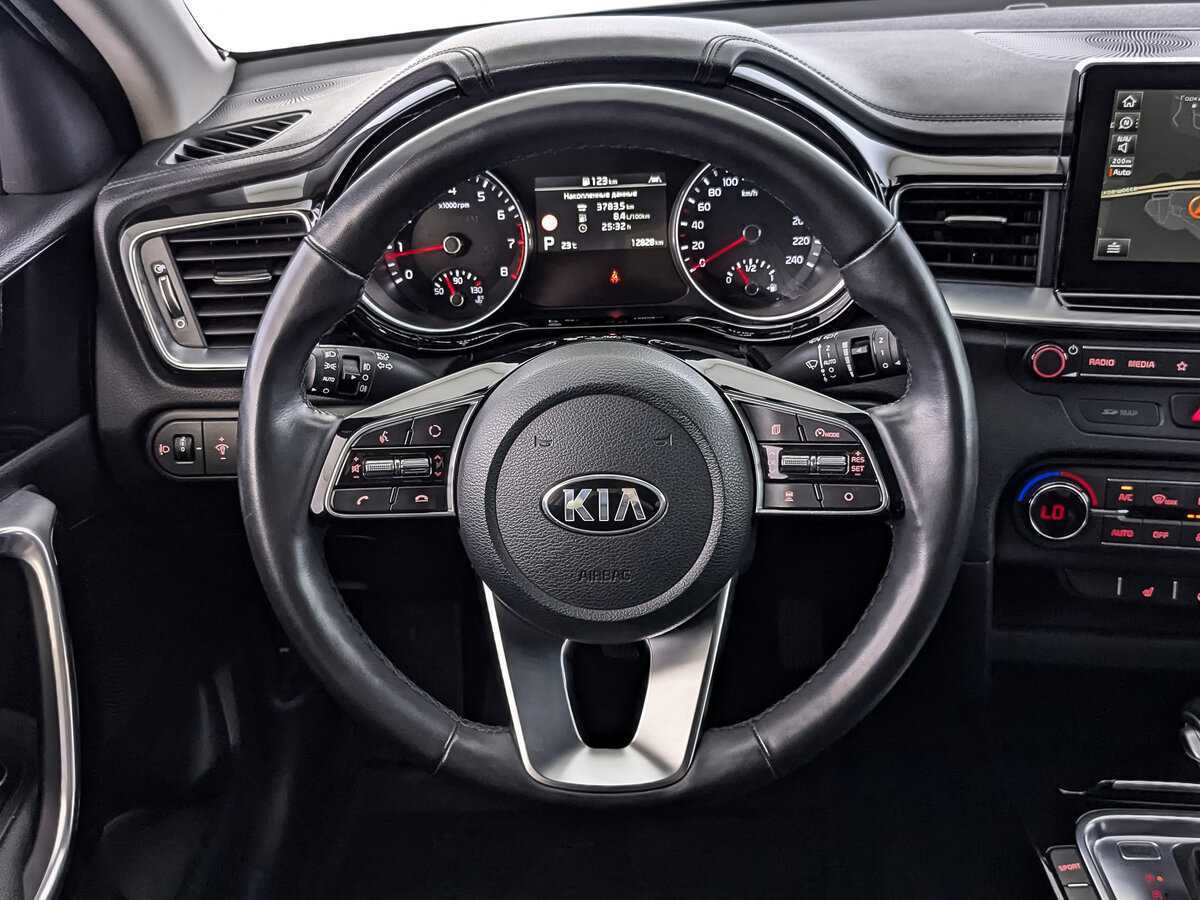 Купить Kia Ceed, 2019, 39 153 км.. Фото: #16