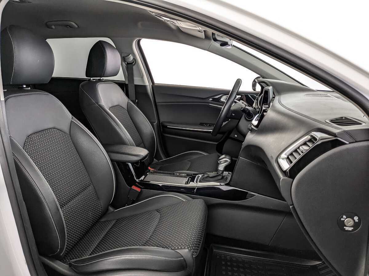 Купить Kia Ceed, 2019, 39 153 км.. Фото: #18