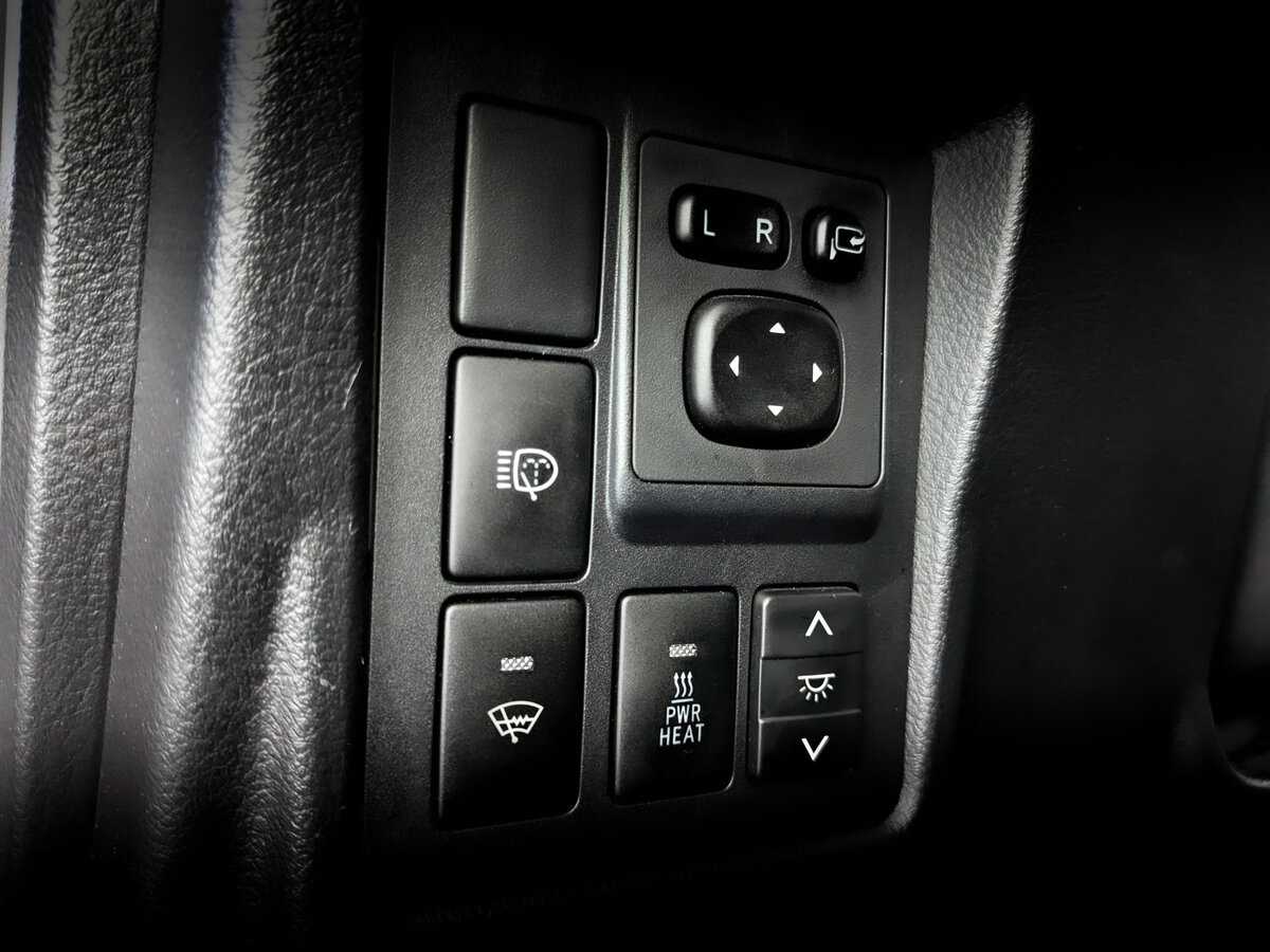 Купить Toyota Land Cruiser Prado, 2012, 203 489 км.. Фото: #20