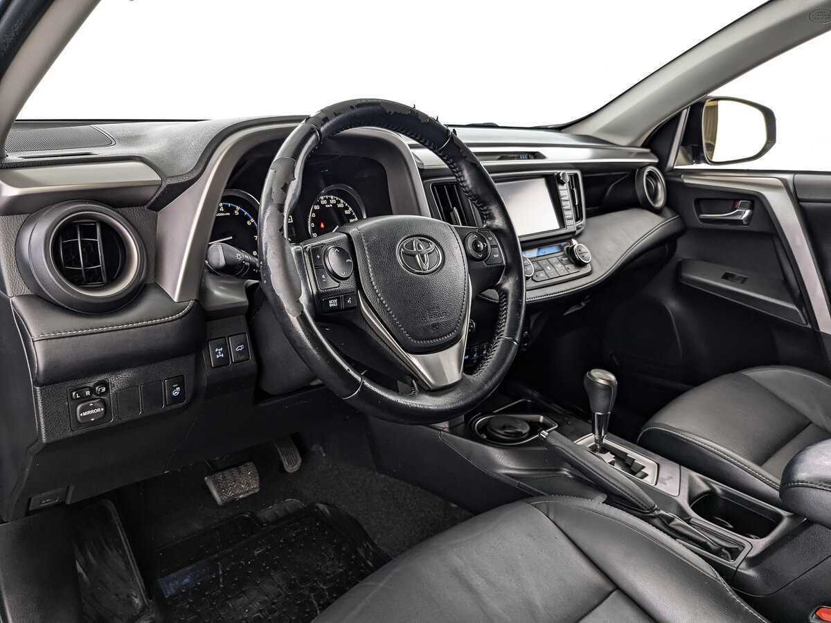 Купить Toyota RAV4, 2017, 135 238 км.. Фото: #10