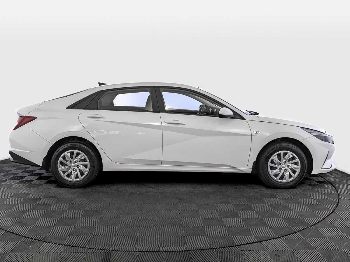 Купить Hyundai Elantra, 2022, 39 268 км.. Фото: #3