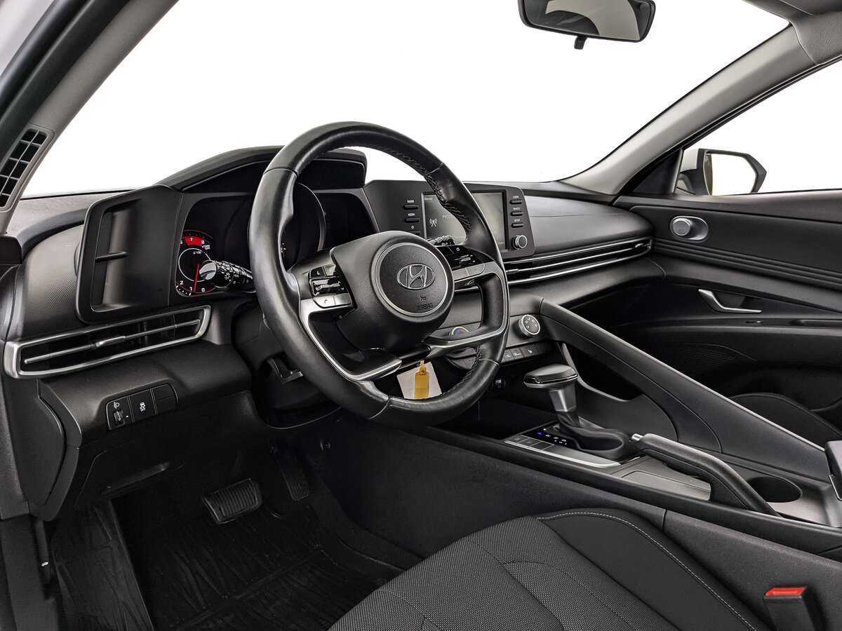 Купить Hyundai Elantra, 2022, 39 268 км.. Фото: #10