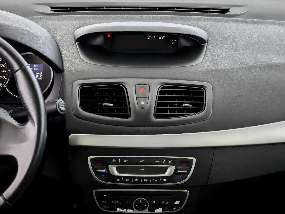 Купить Renault Fluence, 2012, 123 964 км.. Фото: #12