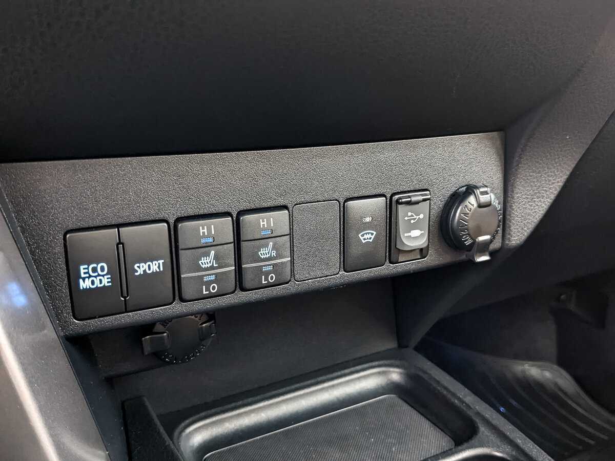 Купить Toyota RAV4, 2017, 75 207 км.. Фото: #21