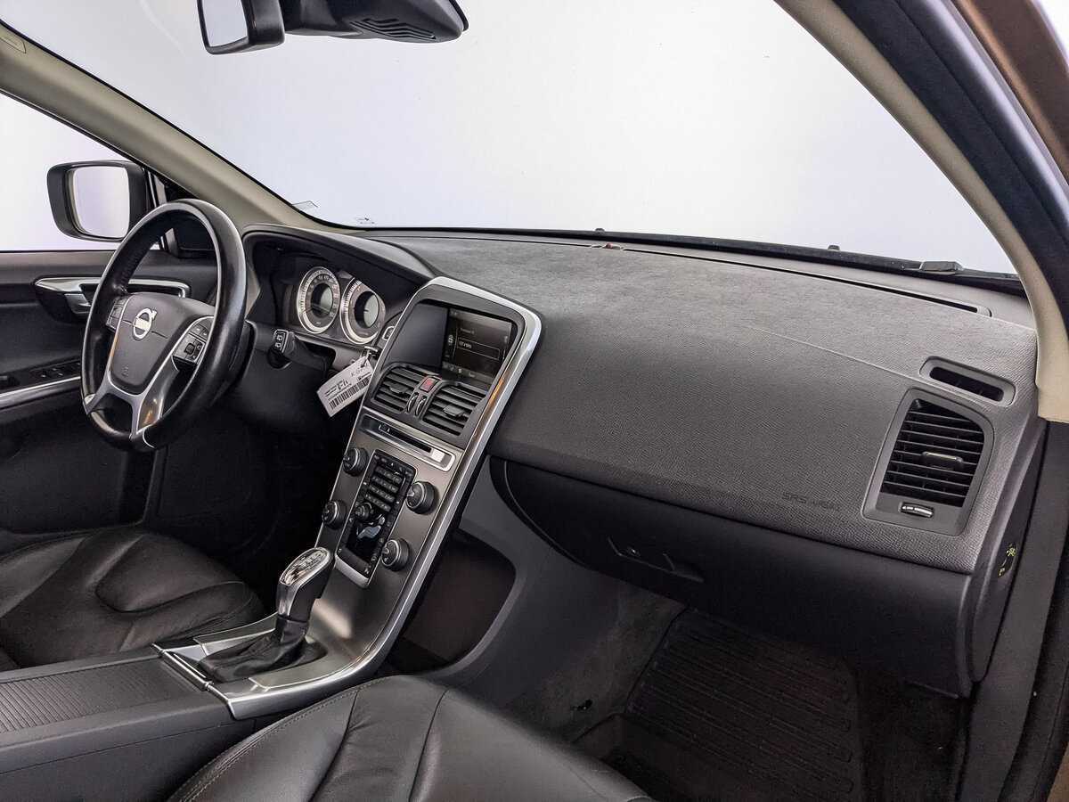 Купить Вольво ИксЦ60, 2012, 185 000 км.. Фото: #8