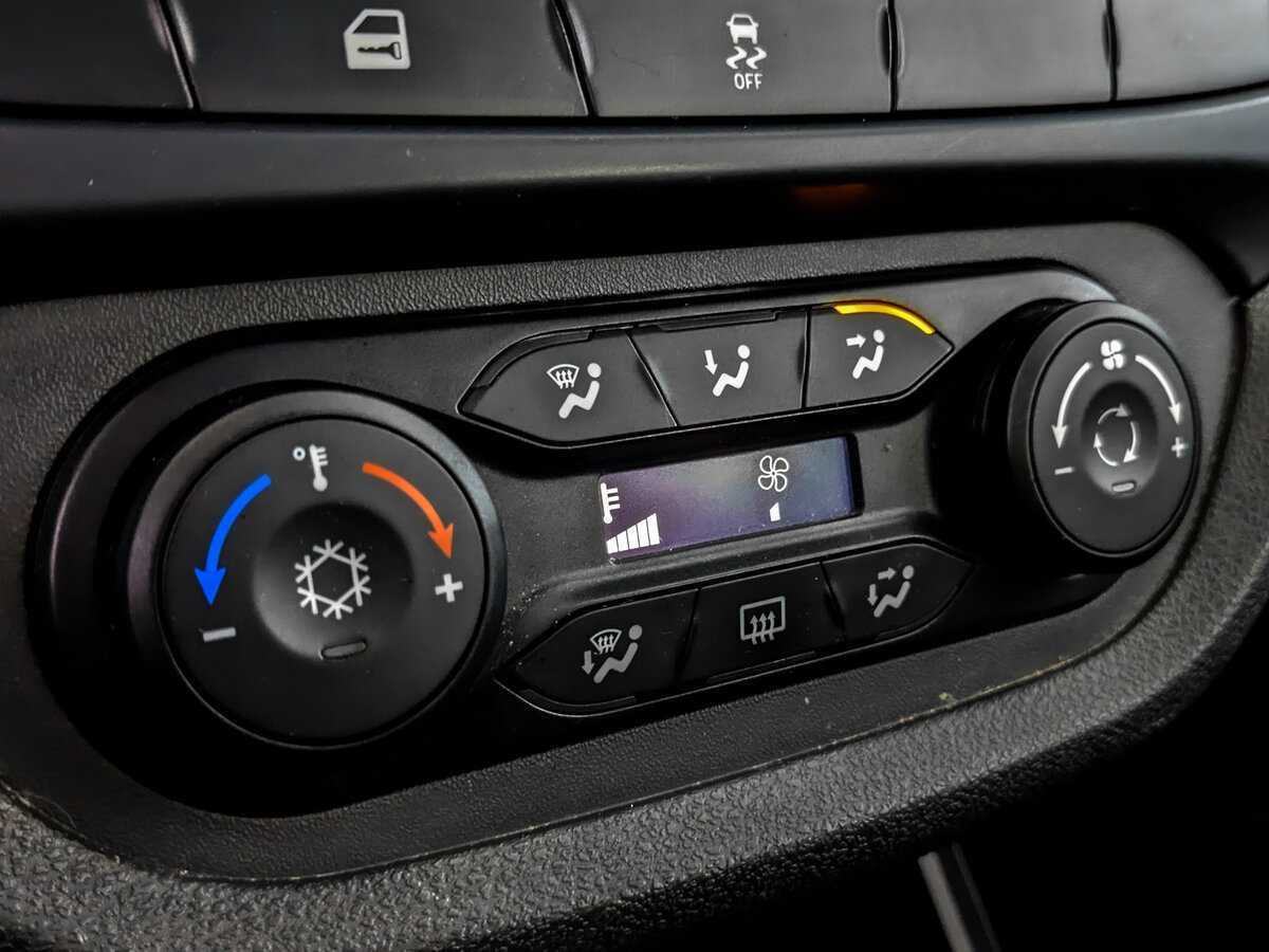 Купить Лада (ВАЗ) Веста, 2016, 66 845 км.. Фото: #20