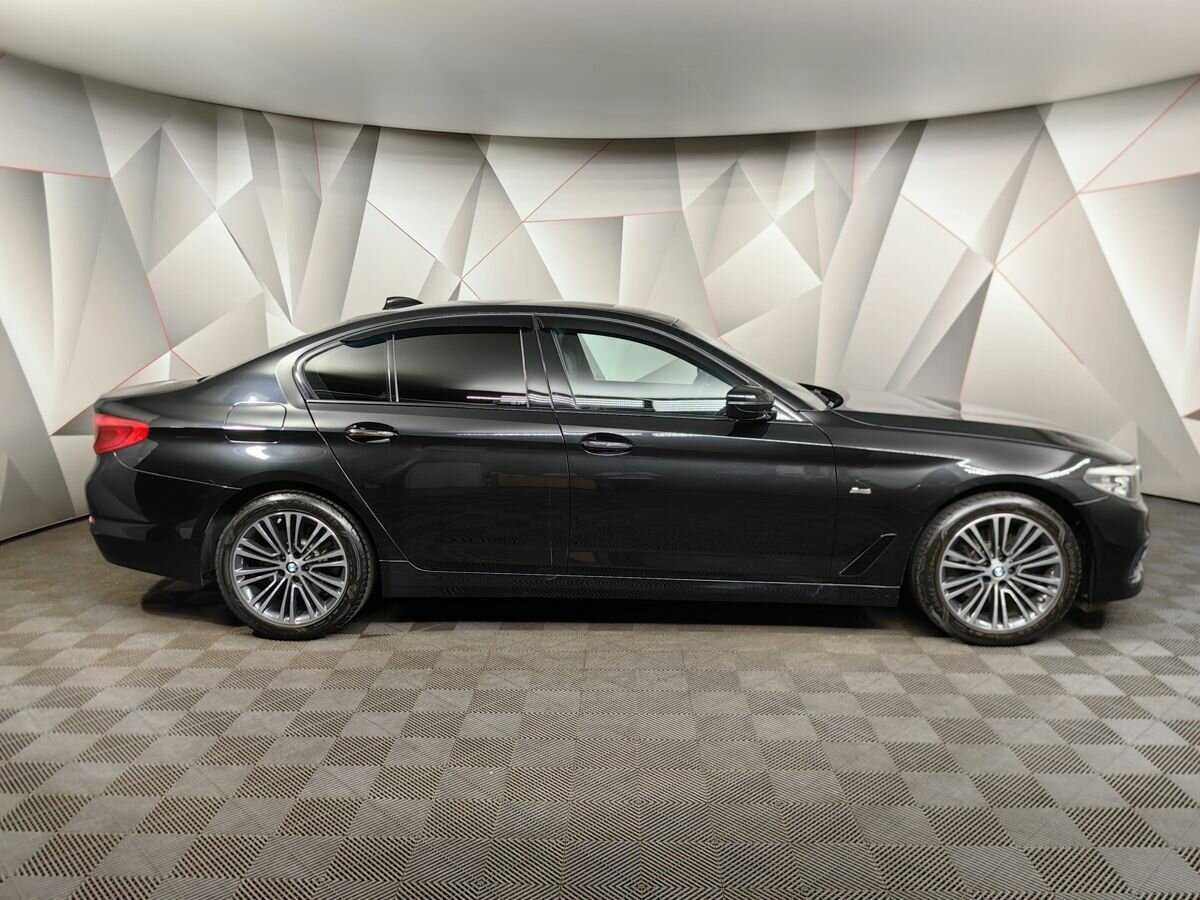 Купить BMW 5 серии, 2017, 61 613 км.. Фото: #5