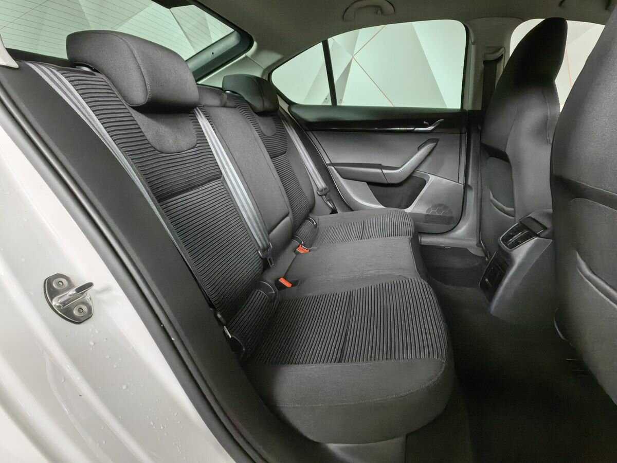 Купить Шкода Октавия, 2015, 143 066 км.. Фото: #11