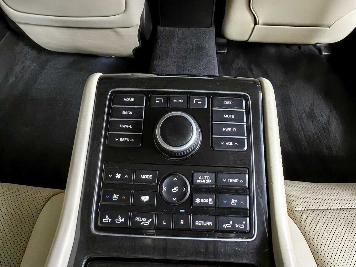 Купить Hyundai Equus, 2013, 100 744 км.. Фото: #17