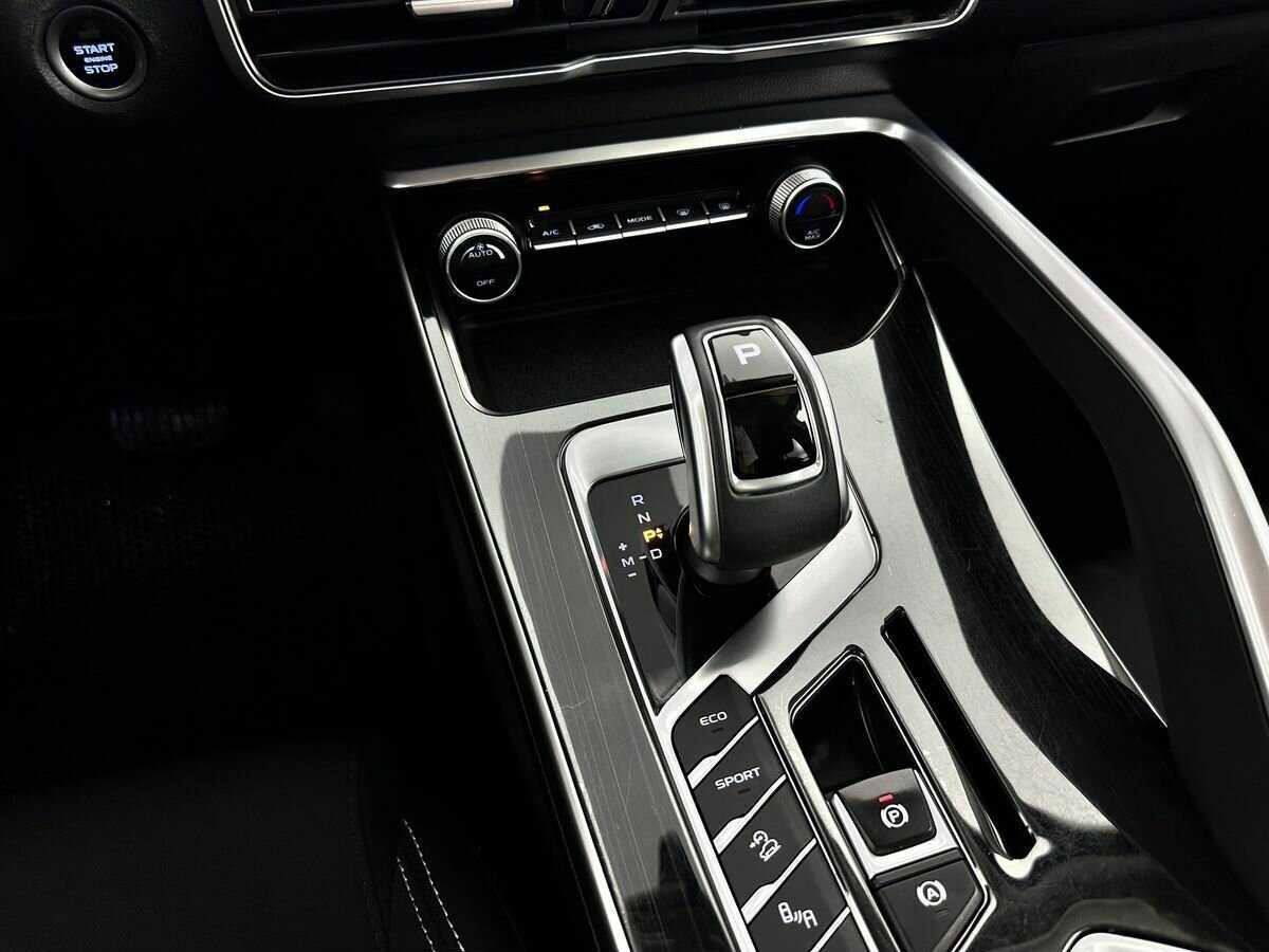 Купить Джили Кулрэй, 2021, 52 914 км.. Фото: #12