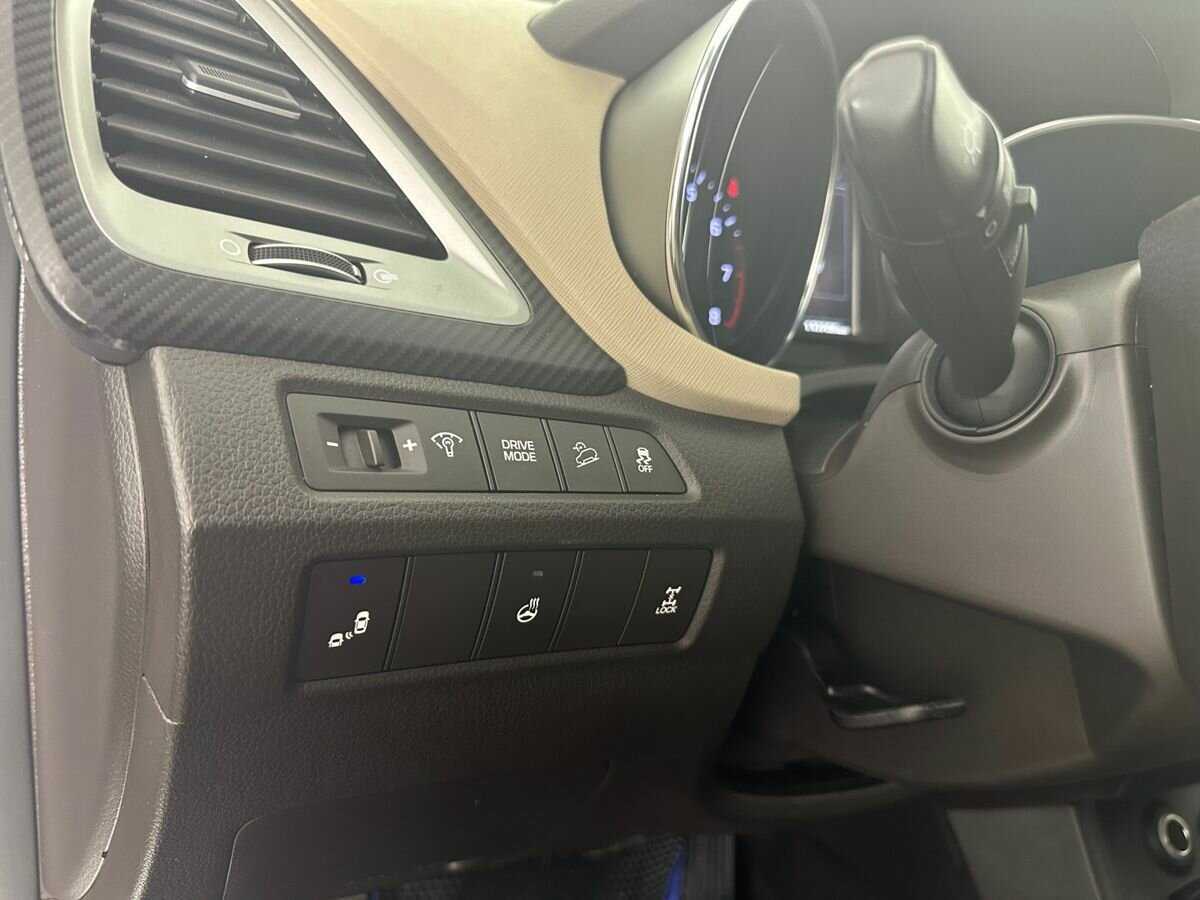 Купить Hyundai Santa Fe, 2017, 137 300 км.. Фото: #8
