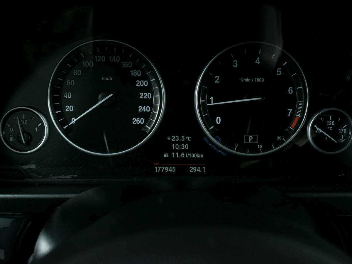 Купить BMW 5 серии, 2013, 177 941 км.. Фото: #8