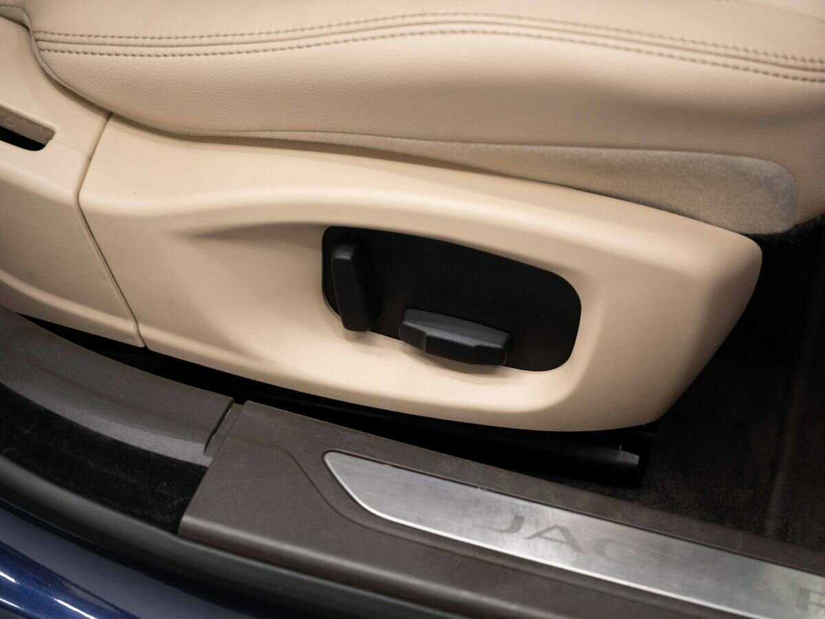 Купить Jaguar XF, 2017, 120 000 км.. Фото: #14