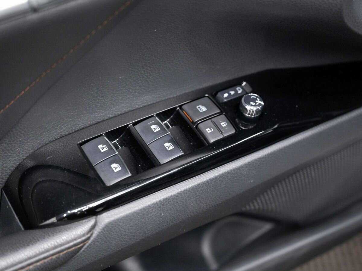 Купить Toyota Camry, 2019, 105 000 км.. Фото: #19