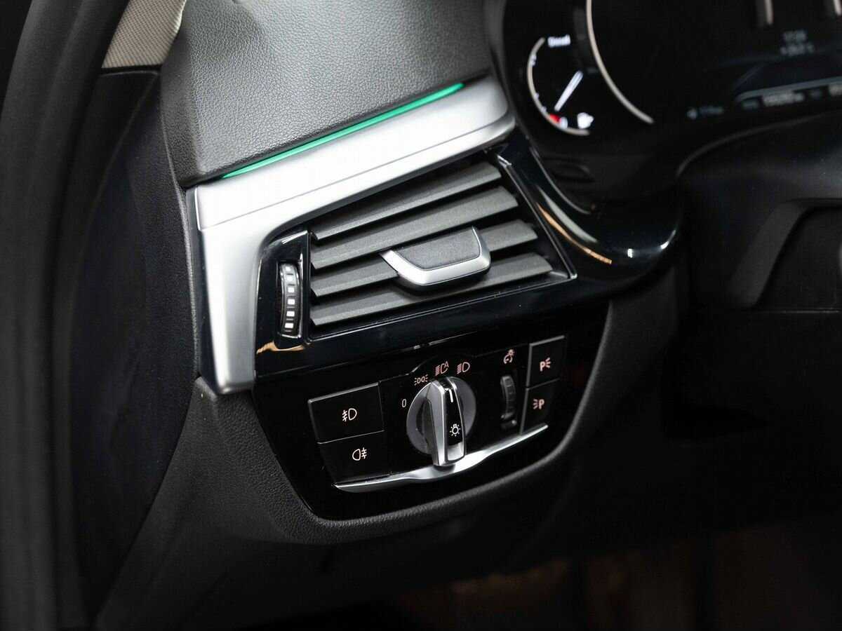 Купить BMW 5 серии, 2018, 155 280 км.. Фото: #18